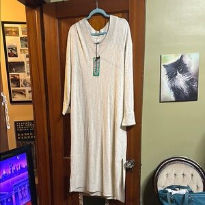 River Island Cream Long Sleeve Cowl Neck Maxi Dress